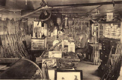 Photo of Shiff the Gunman, Woodstock, N.H. 1930s